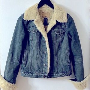 Earl Jean Original 143 Cropped Sherpa Style Blue Denim Jacket size Small
